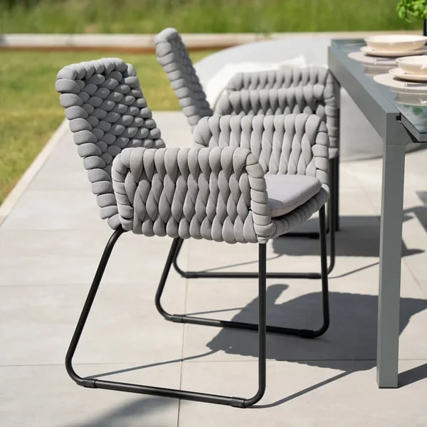 BALERO Sedia da giardino con braccioli in vimini grigio chiaro - set da 9